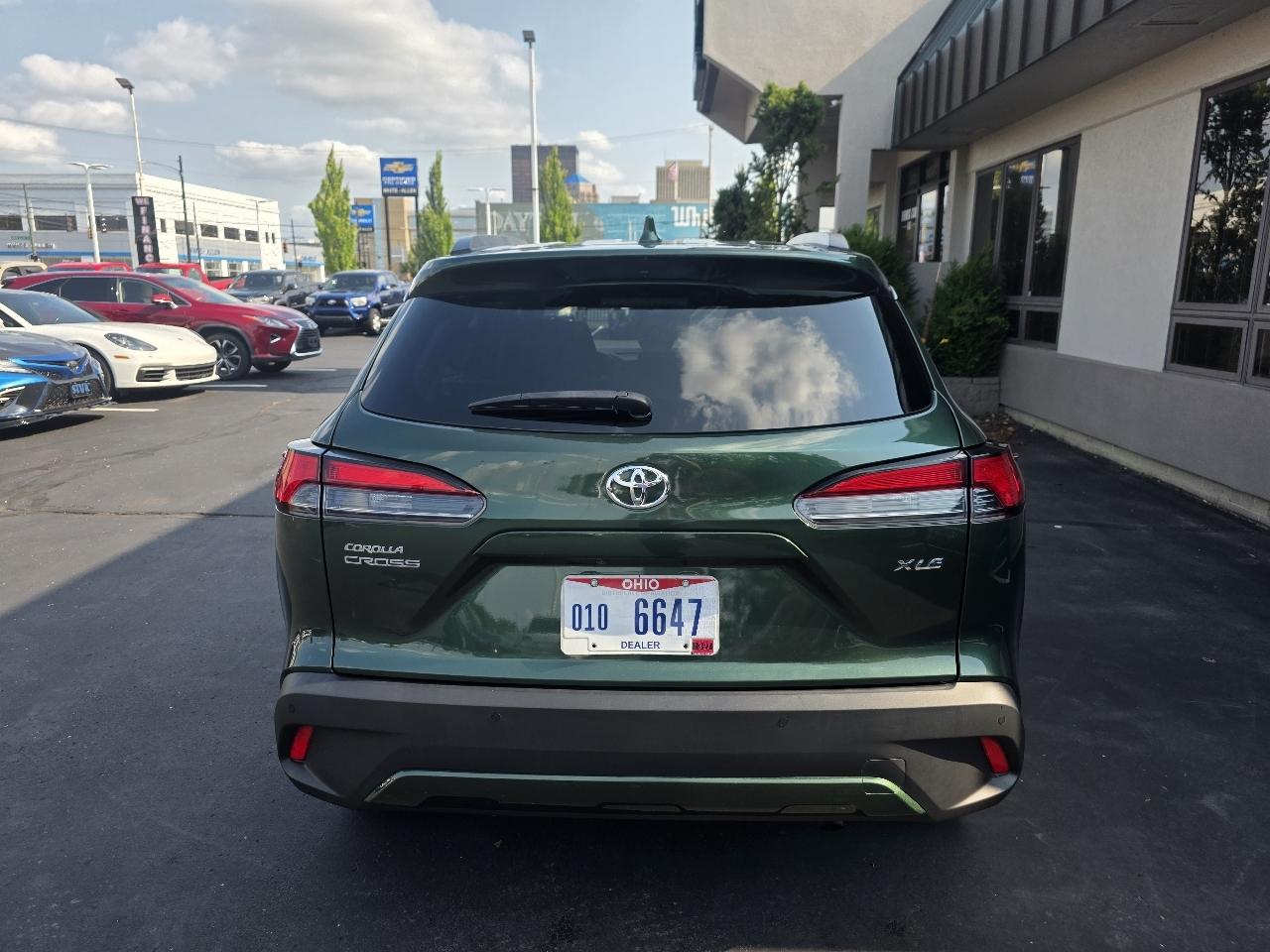 Toyota Corolla Cross XLE 2WD (Natl) 2024