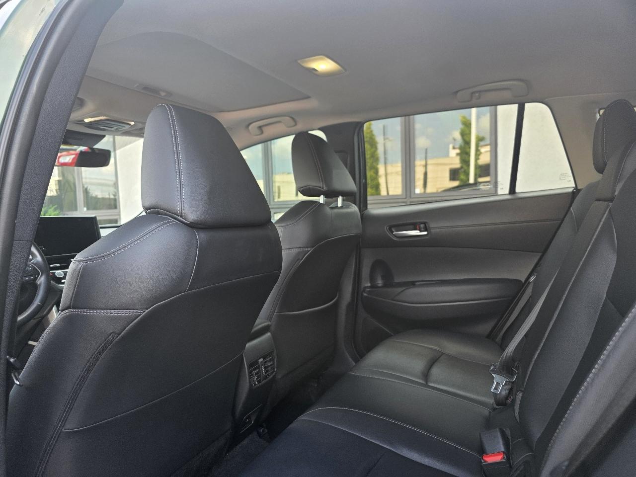 Toyota Corolla Cross XLE 2WD (Natl) 2024