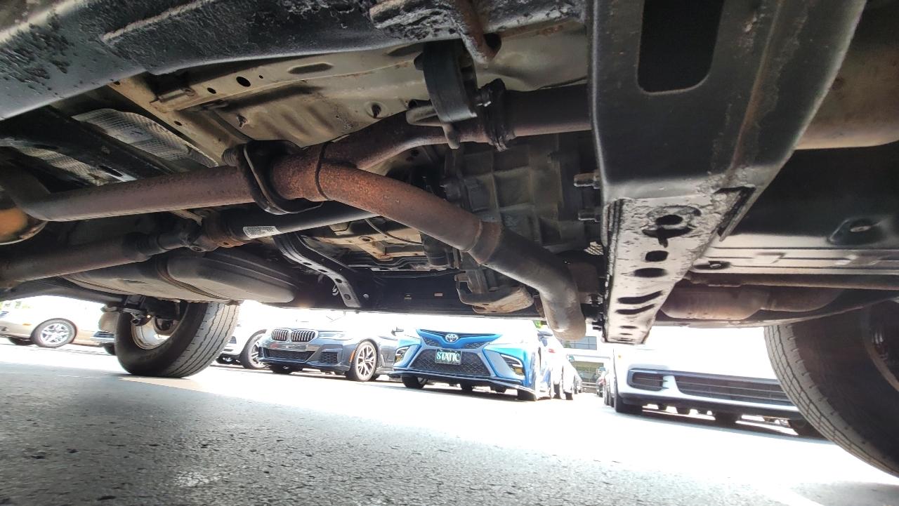 Toyota Tacoma 4WD Double Cab V6 AT (Natl) 2015
