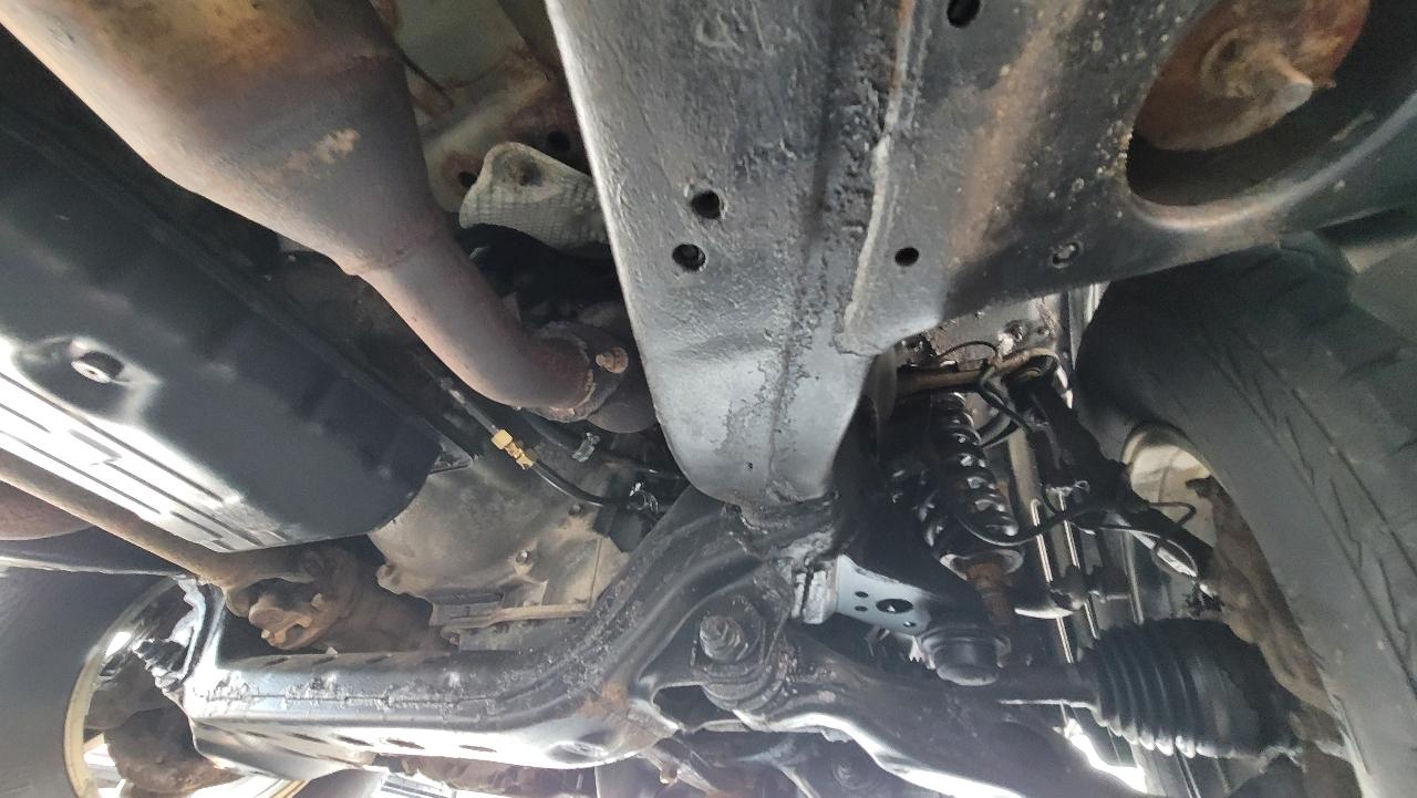 Toyota Tacoma 4WD Double Cab V6 AT (Natl) 2015