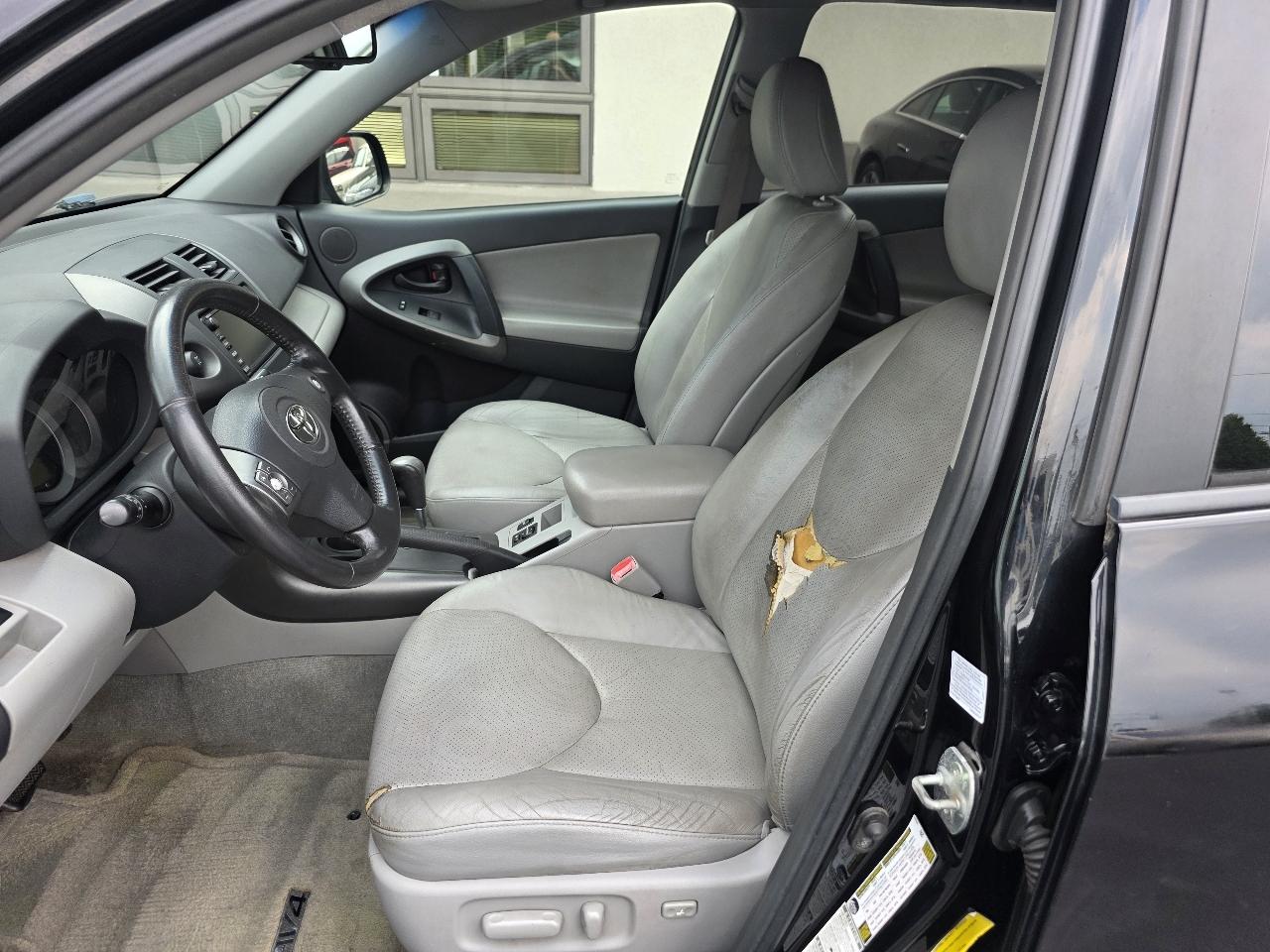 Toyota RAV4 4WD 4dr V6 5-Spd AT Ltd (Natl) 2009