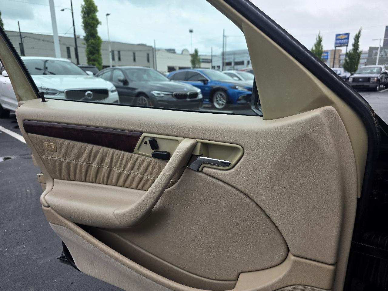 Mercedes-Benz C-Class 4dr Sdn 2.3L 1998