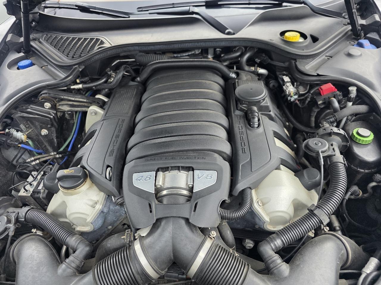 Porsche Panamera 4dr HB GTS 2015