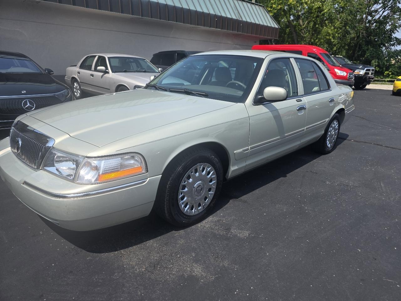 Mercury Grand Marquis 4dr Sdn GS 2004