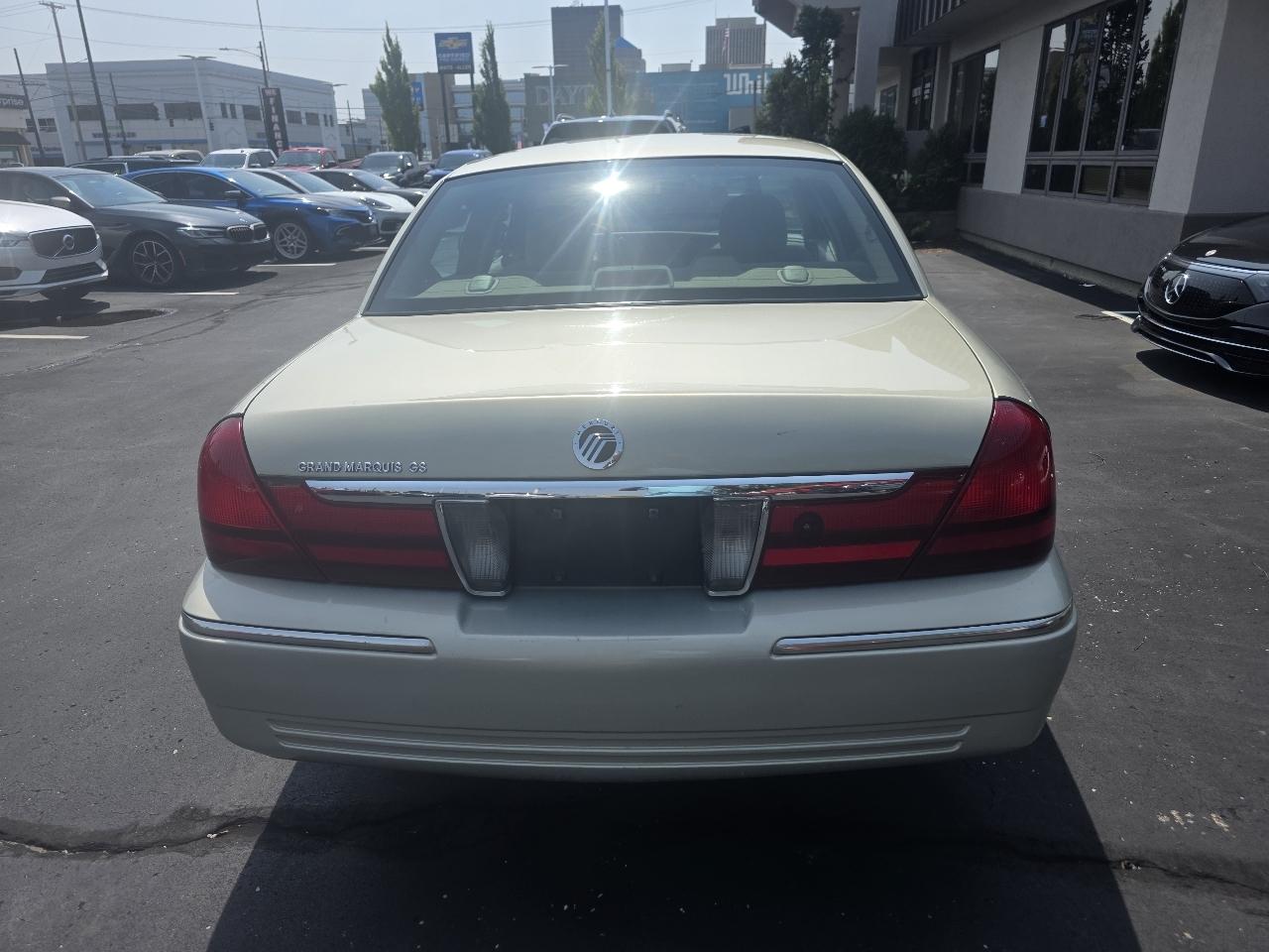 Mercury Grand Marquis 4dr Sdn GS 2004