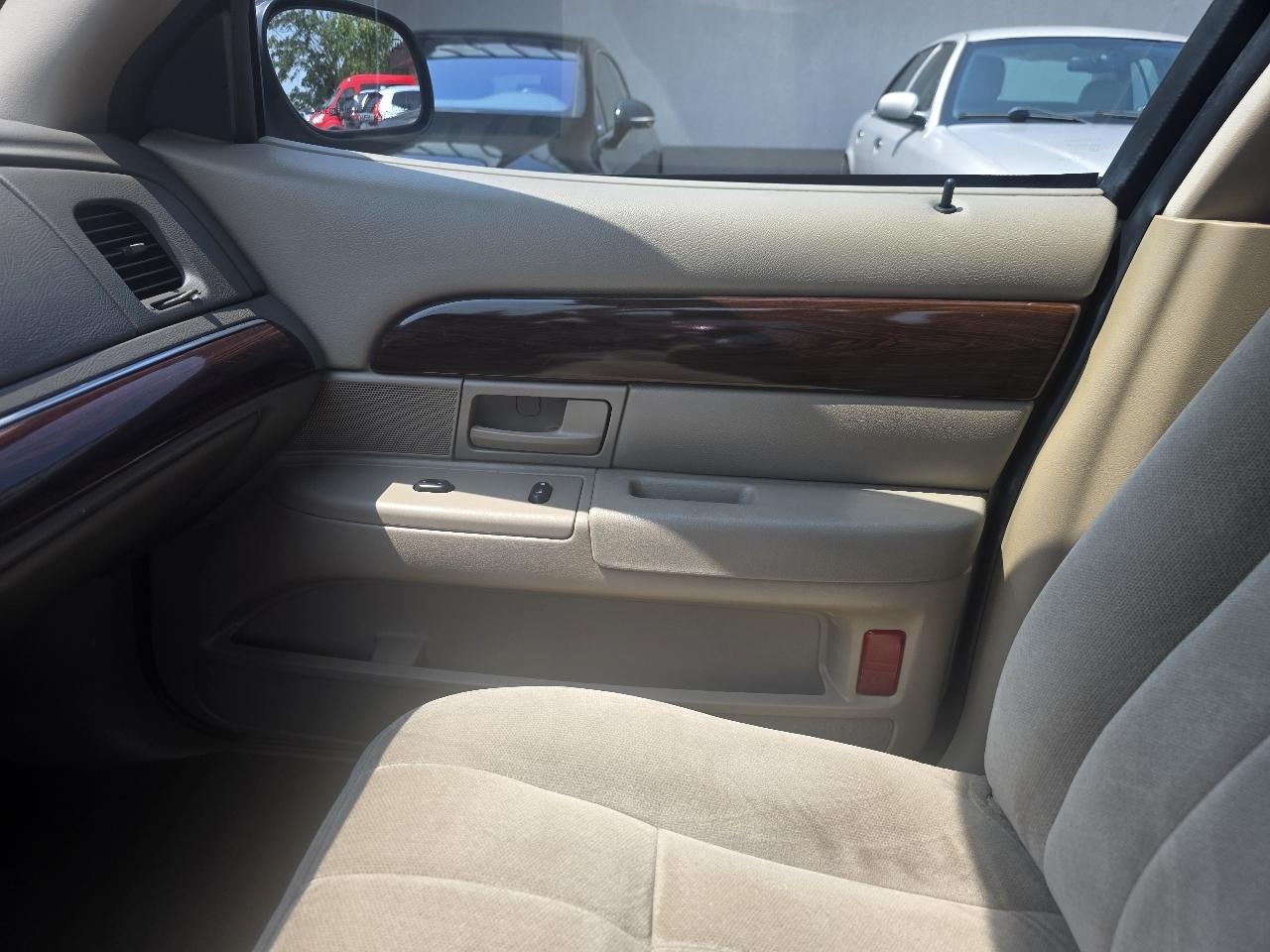Mercury Grand Marquis 4dr Sdn GS 2004