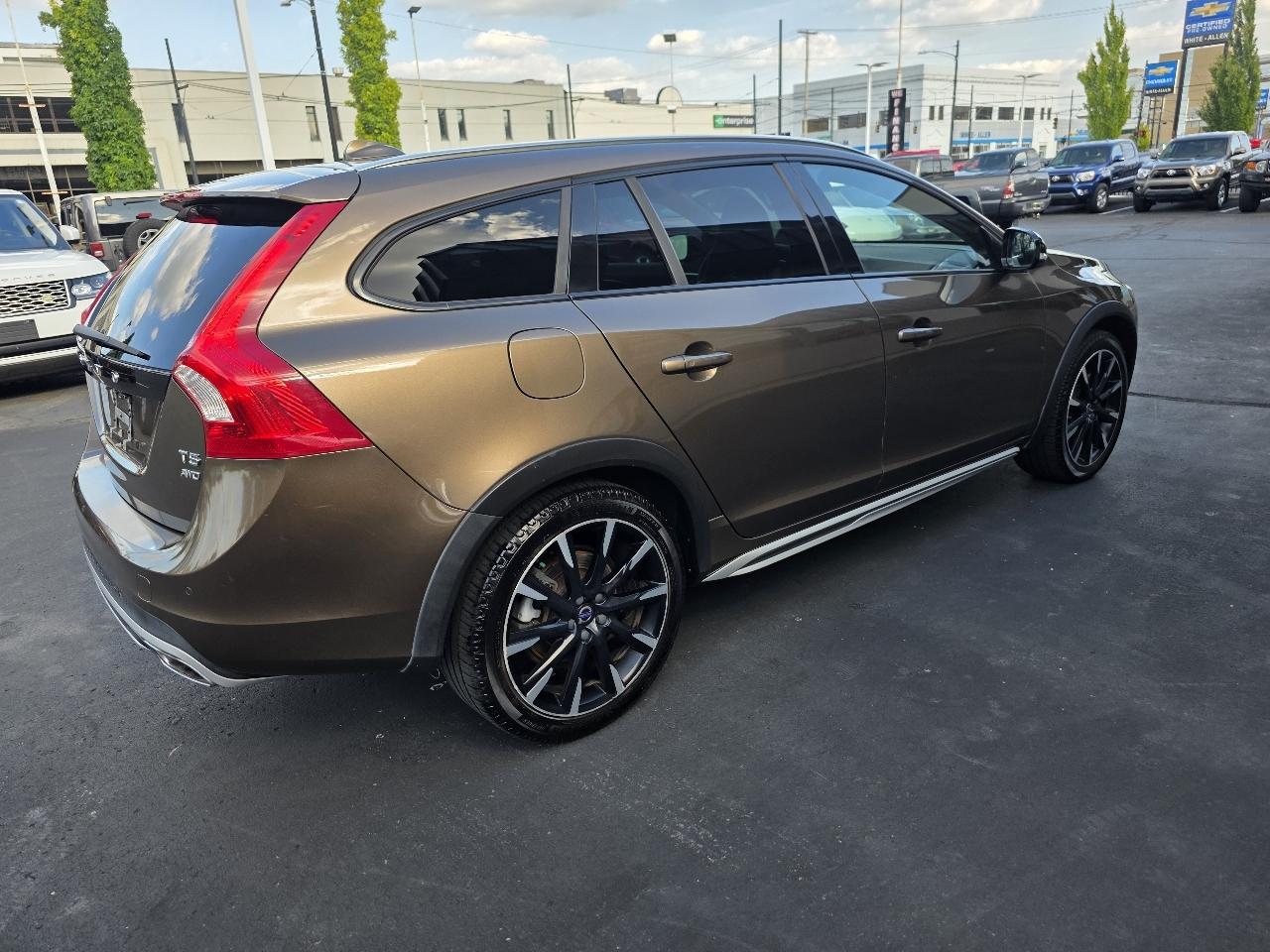 Volvo V60 Cross Country T5 AWD 2018