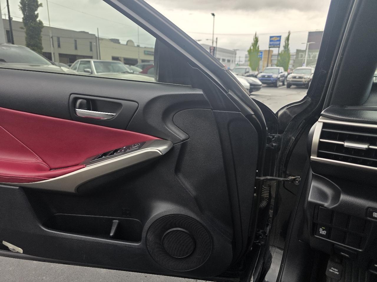 Lexus IS 250 4dr Sport Sdn AWD 2015