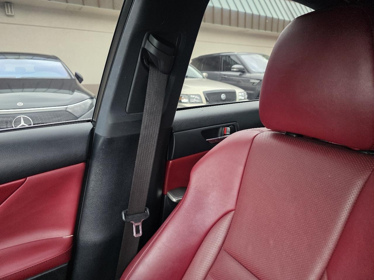 Lexus IS 250 4dr Sport Sdn AWD 2015