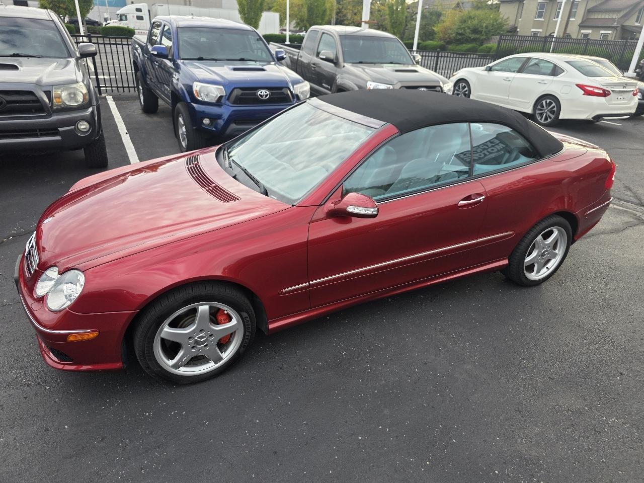 Mercedes-Benz CLK-Class 2dr Cabriolet 5.0L 2004