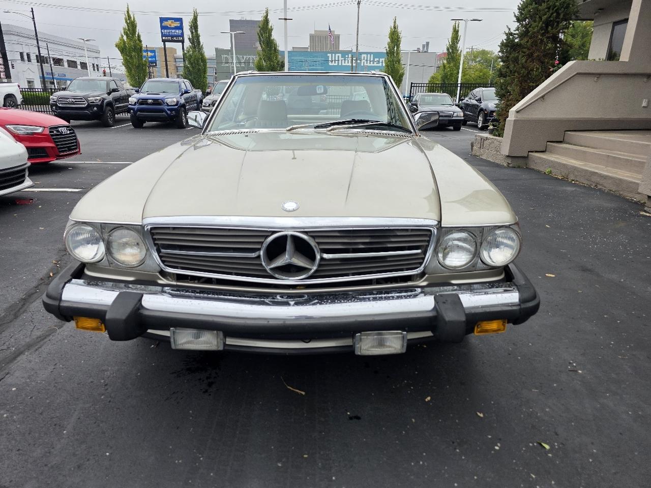 Mercedes-Benz 560 Series 2dr Coupe 560SL Roadster 1989