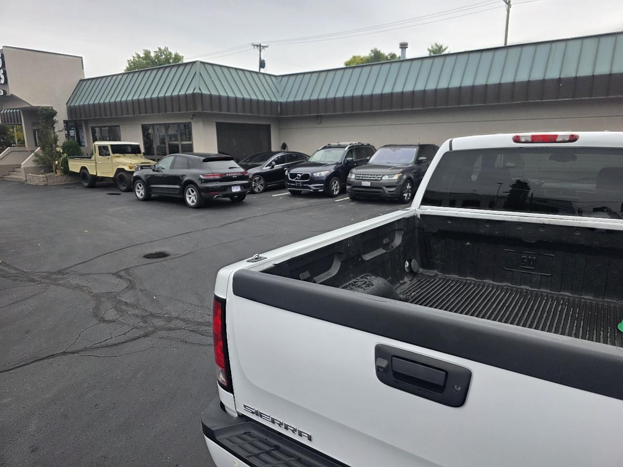 GMC Sierra 2500HD 4WD Crew Cab 153.7" Denali 2014