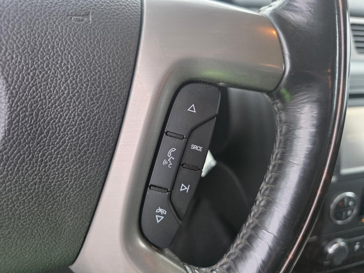 GMC Sierra 2500HD 4WD Crew Cab 153.7" Denali 2014