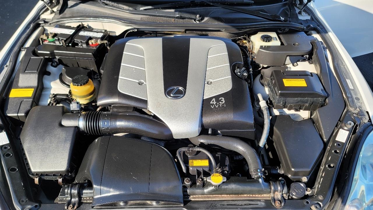 Lexus SC 430 2dr Convertible 2004