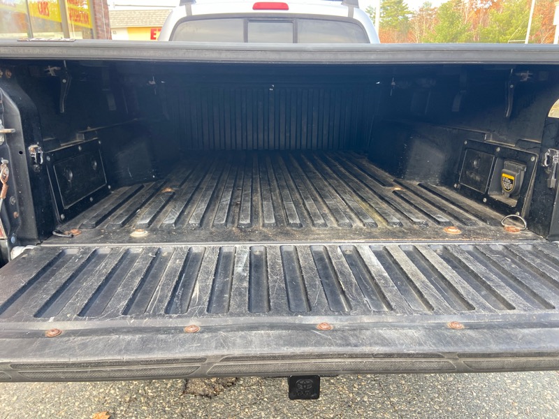 Toyota Tacoma Double Cab Long Bed V6 Auto 4WD 2009