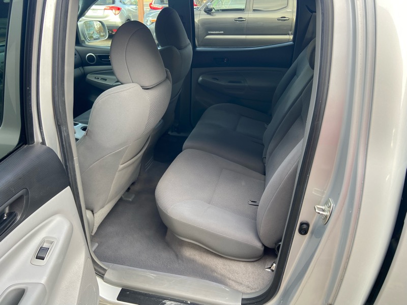 Toyota Tacoma Double Cab Long Bed V6 Auto 4WD 2009