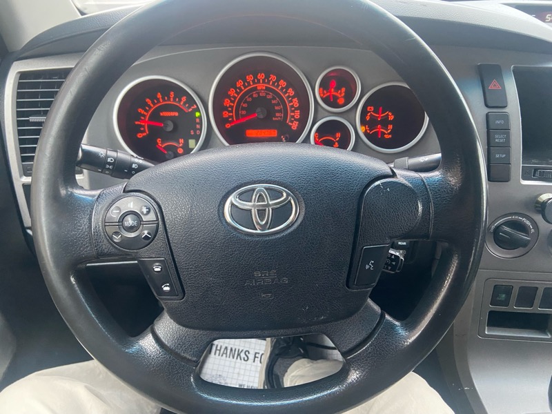 Toyota Tundra Tundra-Grade 5.7L Double Cab 4WD 2013
