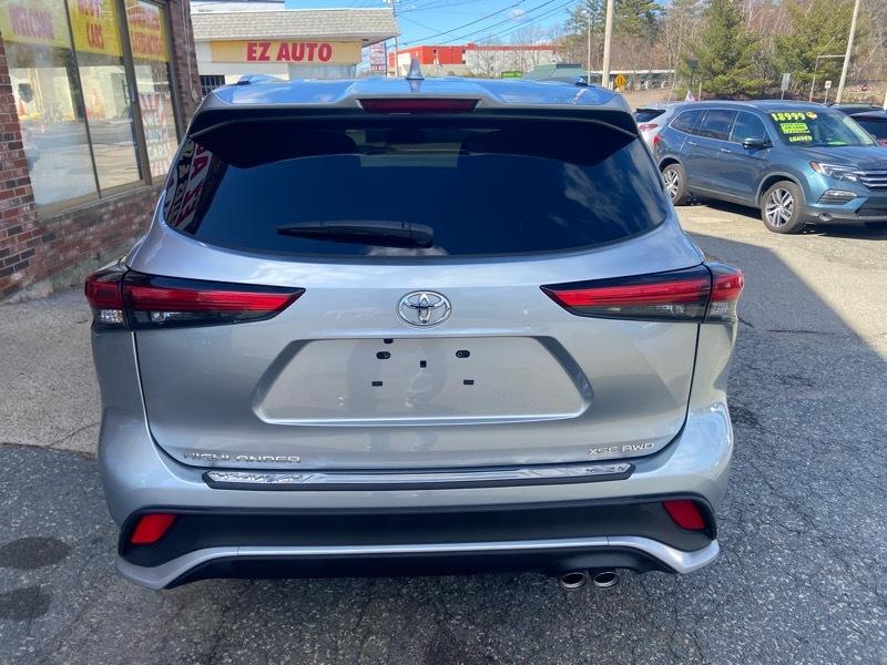 Toyota Highlander XSE AWD V6 2022
