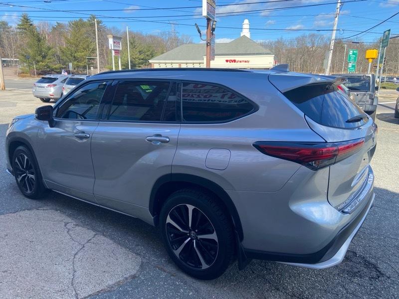 Toyota Highlander XSE AWD V6 2022