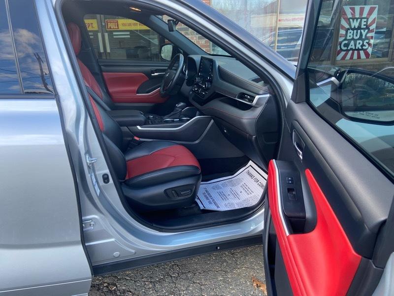 Toyota Highlander XSE AWD V6 2022