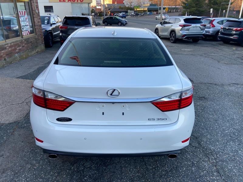 Lexus ES 350 Sedan 2015