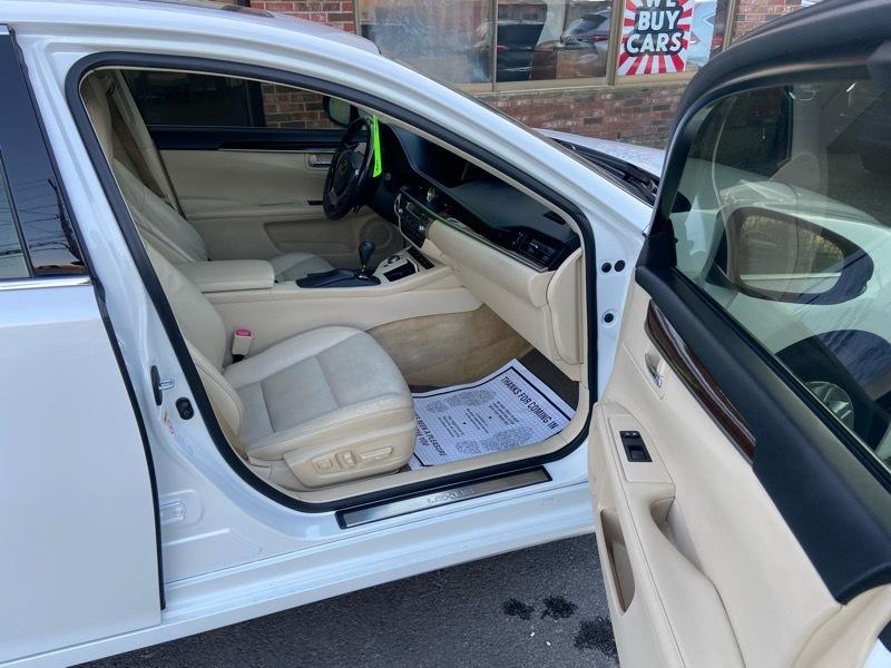 Lexus ES 350 Sedan 2015