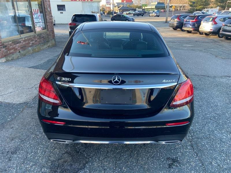 Mercedes-Benz E-Class E300 Luxury 4MATIC Sedan 2018