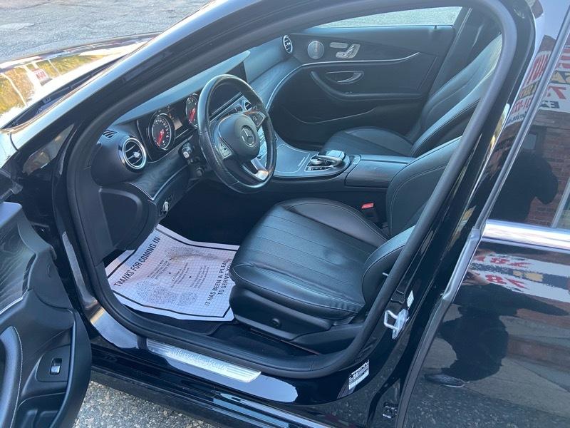 Mercedes-Benz E-Class E300 Luxury 4MATIC Sedan 2018