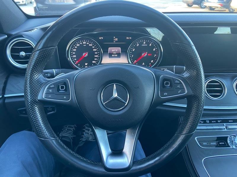 Mercedes-Benz E-Class E300 Luxury 4MATIC Sedan 2018