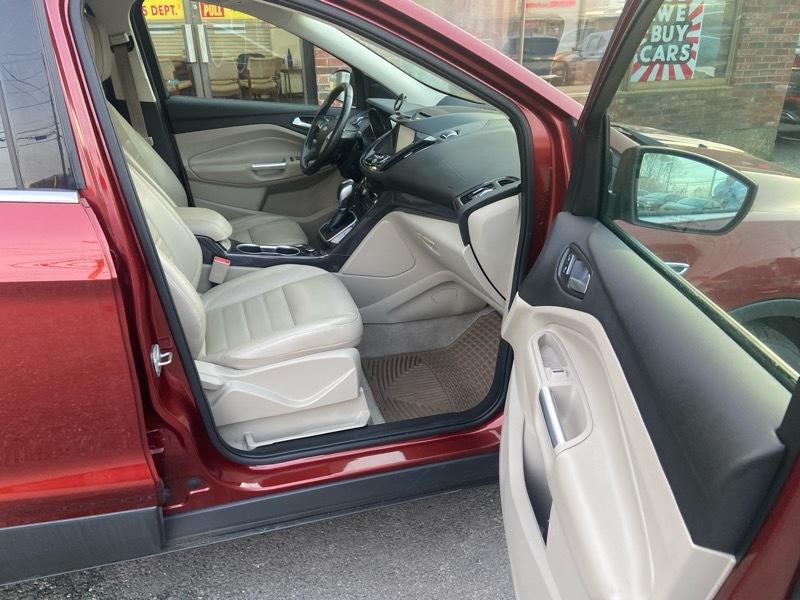 Ford Escape Titanium 4WD 2014