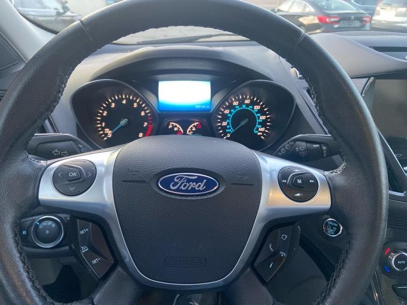 Ford Escape Titanium 4WD 2014