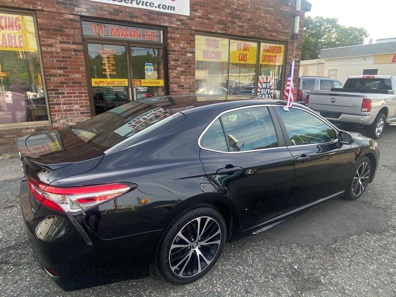 Toyota Camry LE 2018