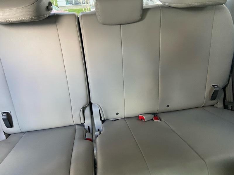 Toyota Sienna XLE FWD 8-Passenger V6 2013