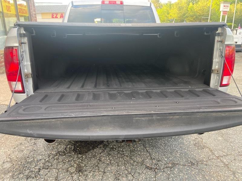 RAM 1500 SLT Crew Cab SWB 4WD 2014
