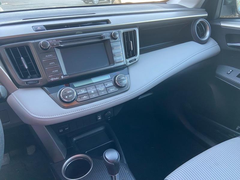 Toyota RAV4 XLE AWD 2014