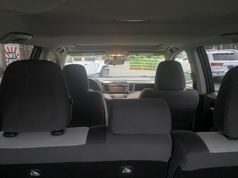Toyota RAV4 XLE AWD 2015