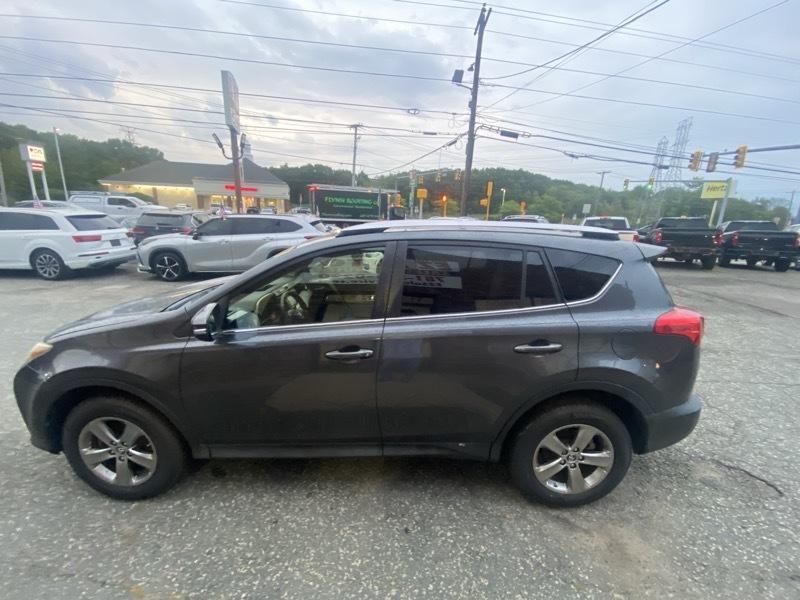 Toyota RAV4 XLE AWD 2015