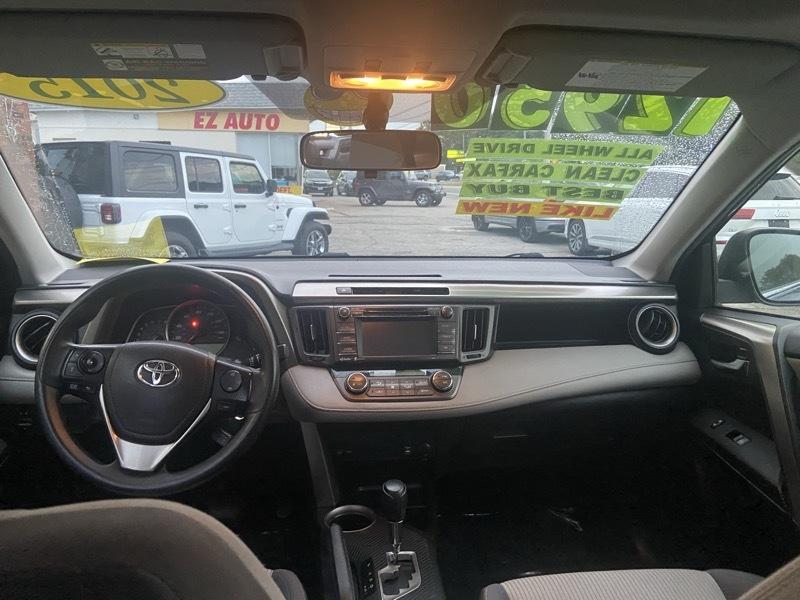 Toyota RAV4 XLE AWD 2015