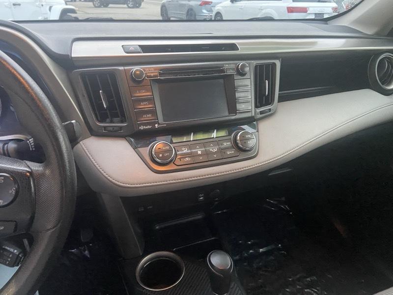Toyota RAV4 XLE AWD 2015