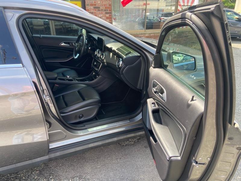 Mercedes-Benz GLA-Class GLA250 4MATIC 2019