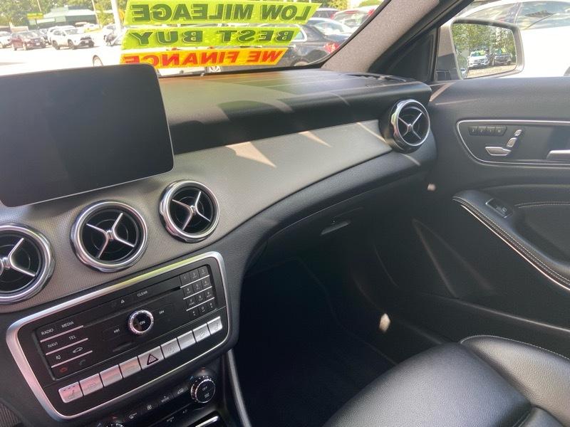 Mercedes-Benz GLA-Class GLA250 4MATIC 2019