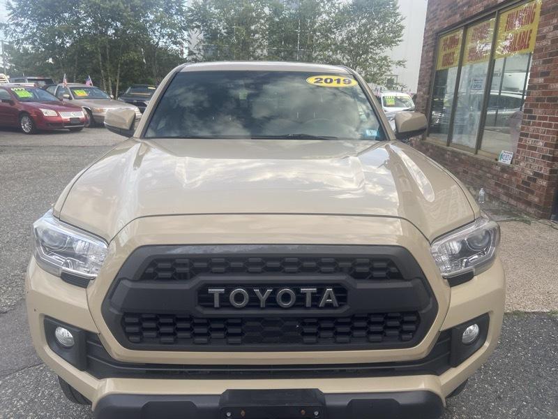 Toyota Tacoma SR5 Double Cab Long Bed V6 6AT 4WD 2019