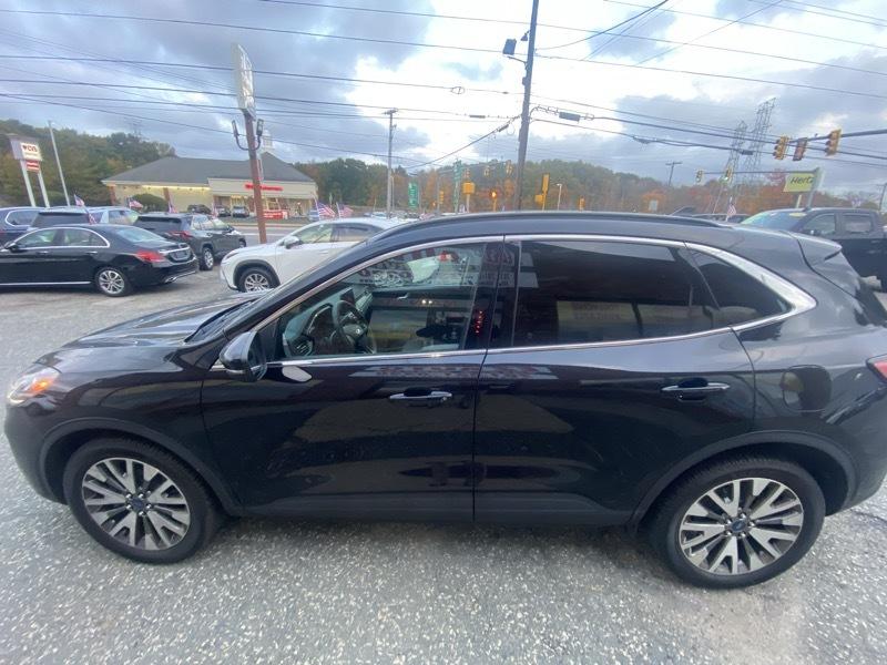 Ford Escape Titanium 4WD 2020