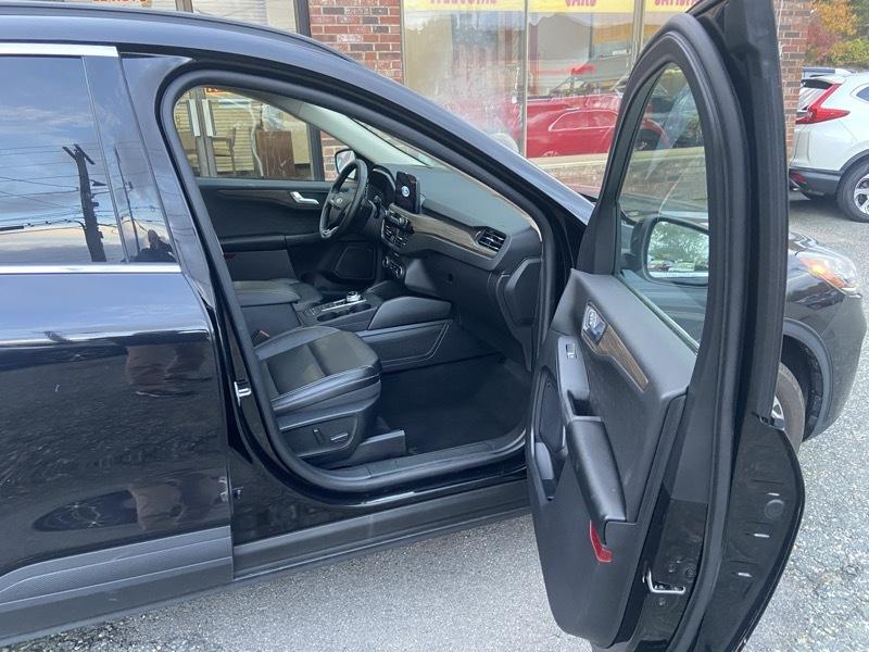 Ford Escape Titanium 4WD 2020