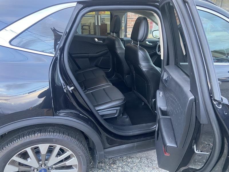 Ford Escape Titanium 4WD 2020