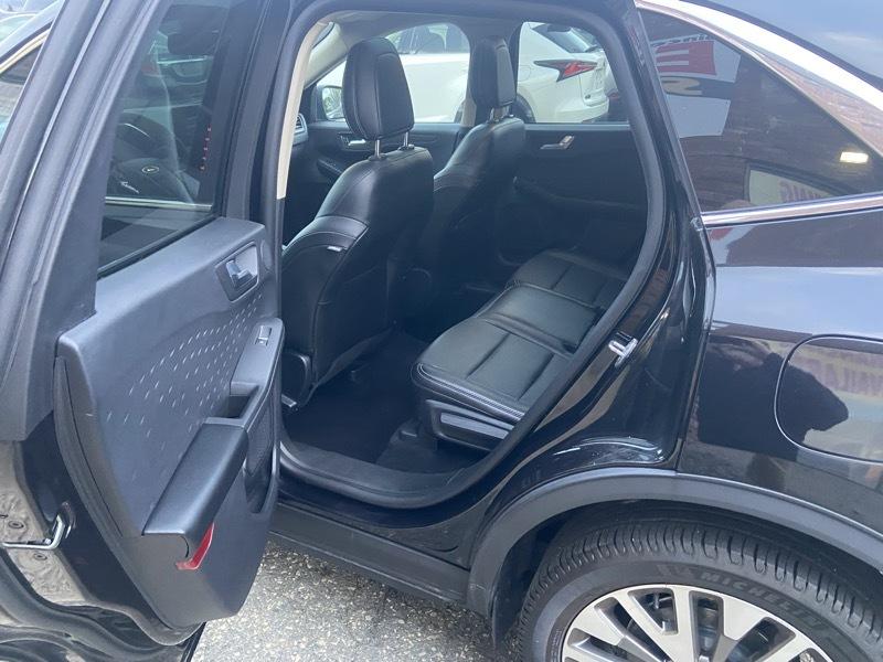 Ford Escape Titanium 4WD 2020