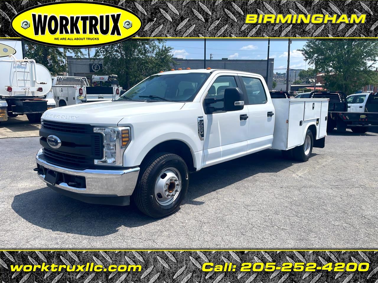 2018 Ford F-350 SD XL Crew Cab Long Bed DRW 2WD Service Body