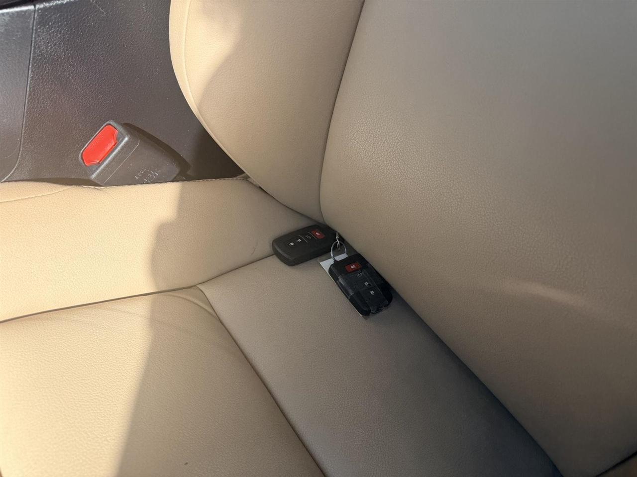 Toyota RAV4  2013