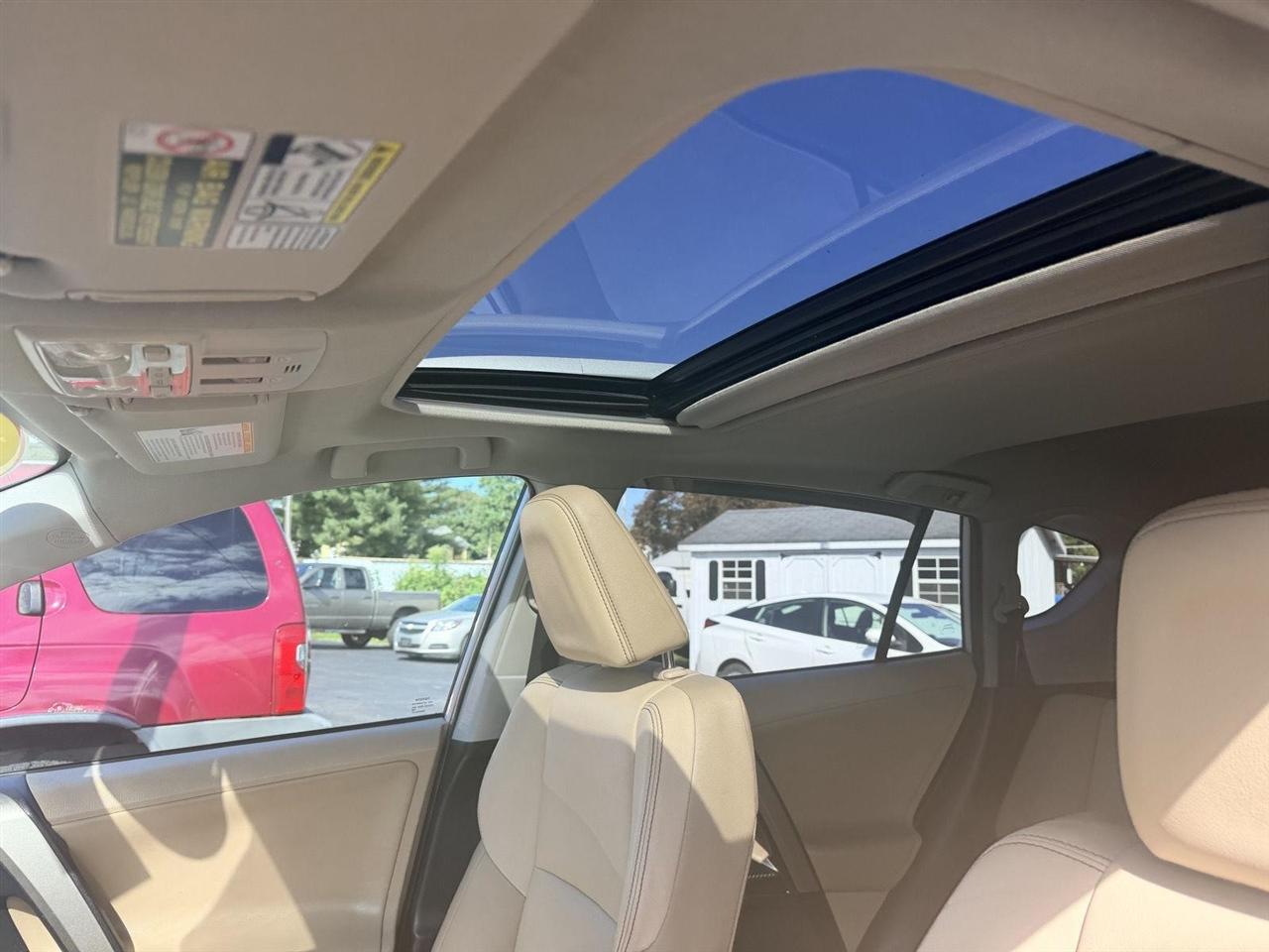 Toyota RAV4  2013