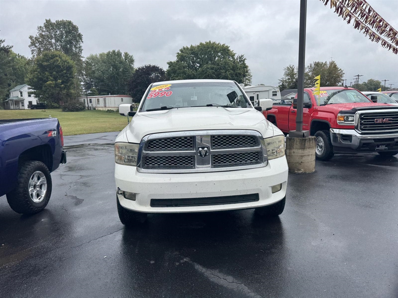 2009 Dodge Ram photo 2